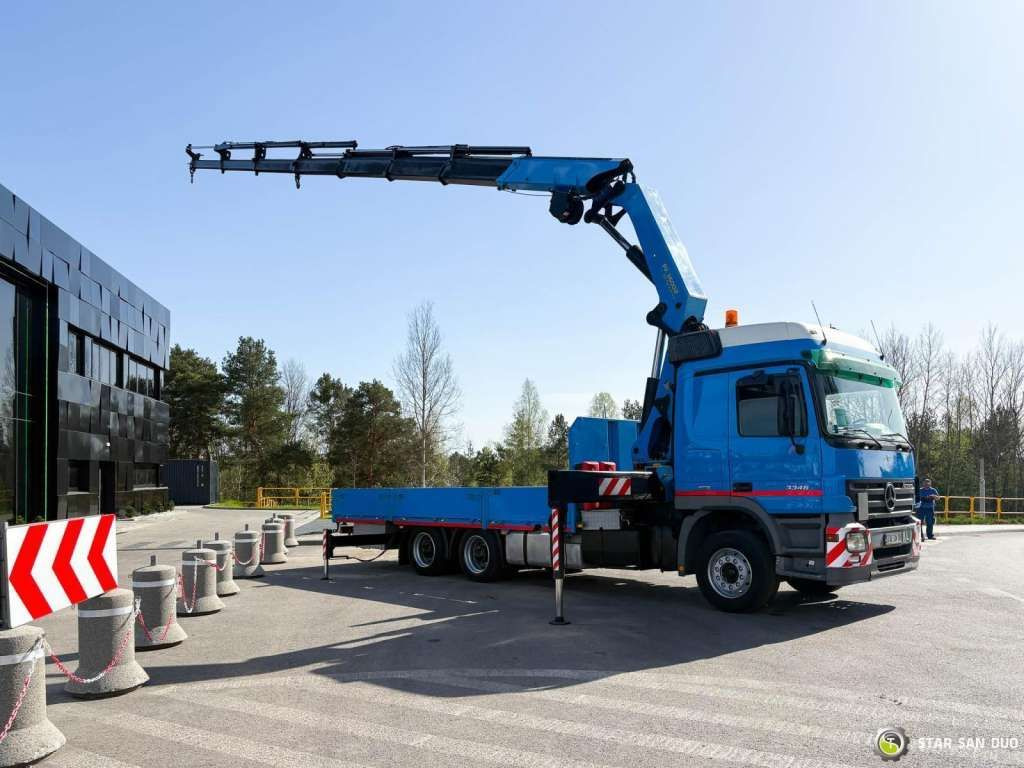 Mercedes-Benz ACTROS 2646L 6x4 PALFINGER 36002 Crane Winch - Camion grue: photos 4 Mercedes-Benz ACTROS 2646L 6x4 PALFINGER 36002 Crane Winch - Camion grue: photos 4