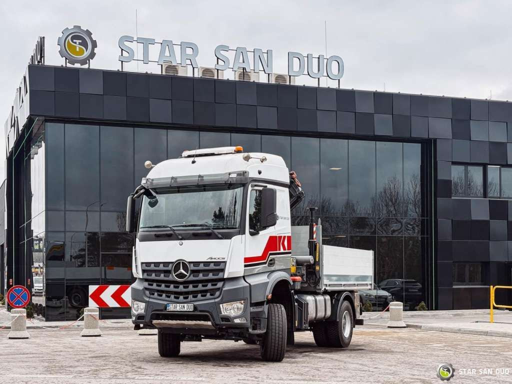 Mercedes-Benz AROCS 1851 4x4 PALFINGER PK 20002 Crane Kran - Camion grue: photos 2 Mercedes-Benz AROCS 1851 4x4 PALFINGER PK 20002 Crane Kran - Camion grue: photos 2