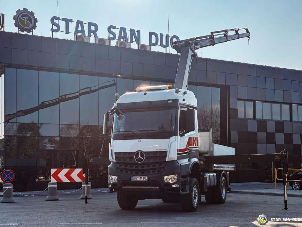 Mercedes-Benz AROCS 1851 4x4 PALFINGER PK 20002 Crane Kran - Camion grue: photos 1 Mercedes-Benz AROCS 1851 4x4 PALFINGER PK 20002 Crane Kran - Camion grue: photos 1