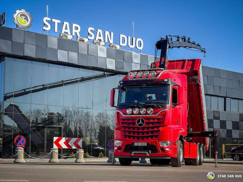 Mercedes-Benz AROCS 3358L 6x4 HIAB 192X-HIPRO E-6 Crane Kippe - Camion grue: photos 4 Mercedes-Benz AROCS 3358L 6x4 HIAB 192X-HIPRO E-6 Crane Kippe - Camion grue: photos 4