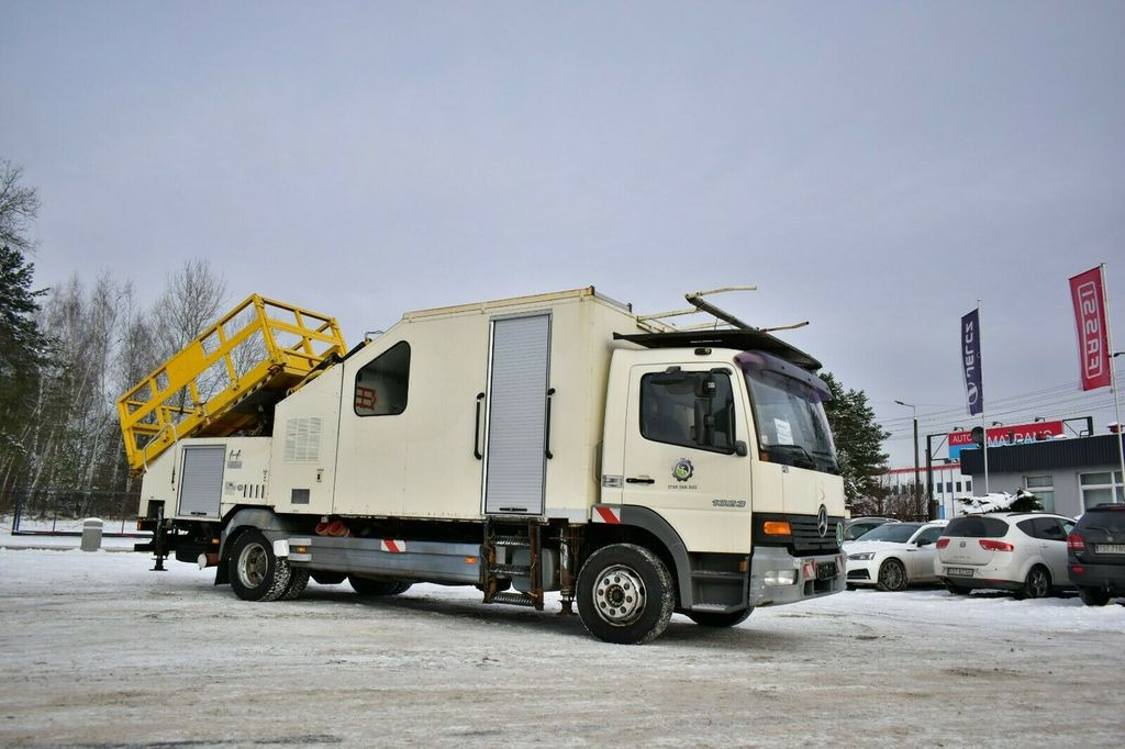 Mercedes-Benz ATEGO 1323 PK 8000T RAIL Platform - Camion avec nacelle: photos 3 Mercedes-Benz ATEGO 1323 PK 8000T RAIL Platform - Camion avec nacelle: photos 3