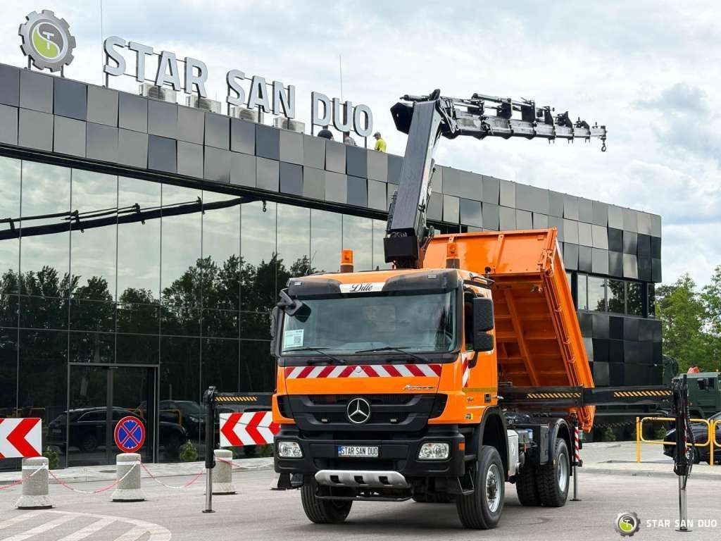 Mercedes-Benz Actros 1841 AK 4x4 Hiab 288E-7 Crane Kipper - Camion benne: photos 5 Mercedes-Benz Actros 1841 AK 4x4 Hiab 288E-7 Crane Kipper - Camion benne: photos 5