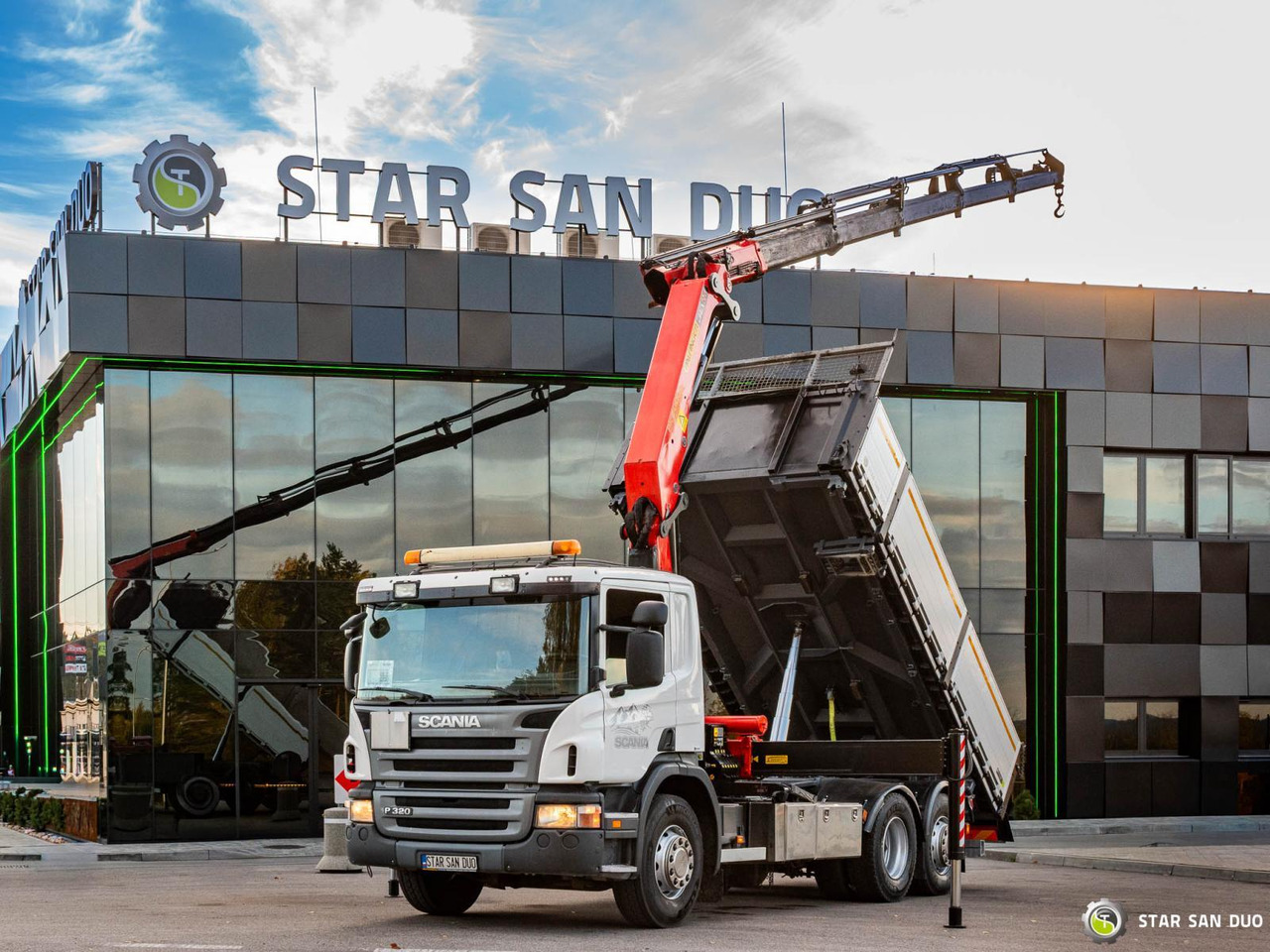 - Camion grue: photos 1 - Camion grue: photos 1