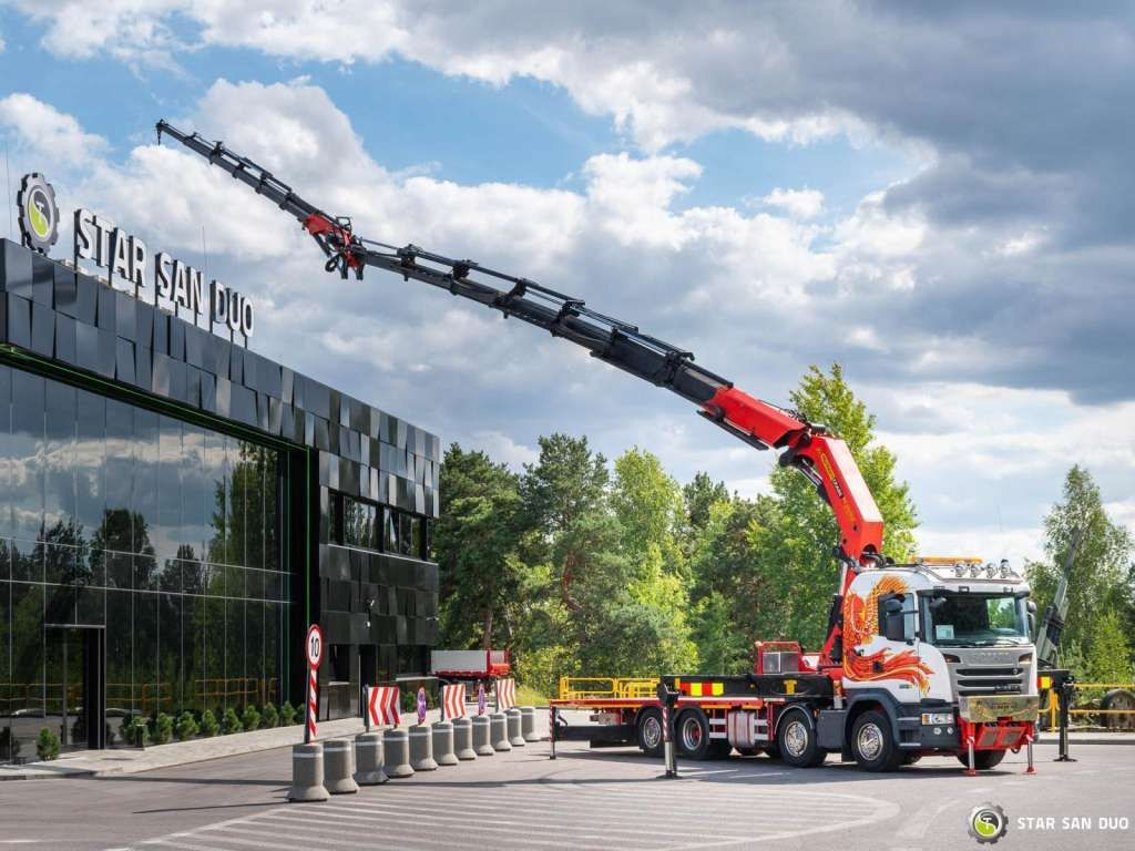 Scania G450 8x2 PALFINGER PK 85002 Fly Jib Winch - Camion grue: photos 2 Scania G450 8x2 PALFINGER PK 85002 Fly Jib Winch - Camion grue: photos 2
