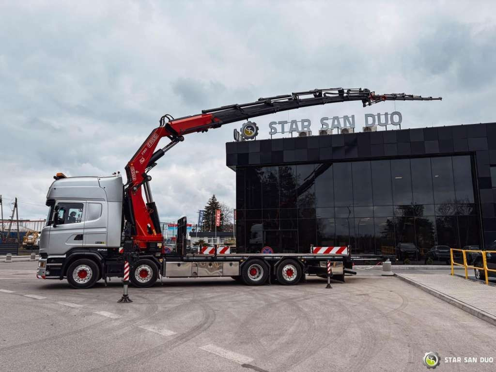 Scania R730 8x2 Fassi F990 Fly Jib 30m Crane Euro 6 - Camion grue: photos 5 Scania R730 8x2 Fassi F990 Fly Jib 30m Crane Euro 6 - Camion grue: photos 5