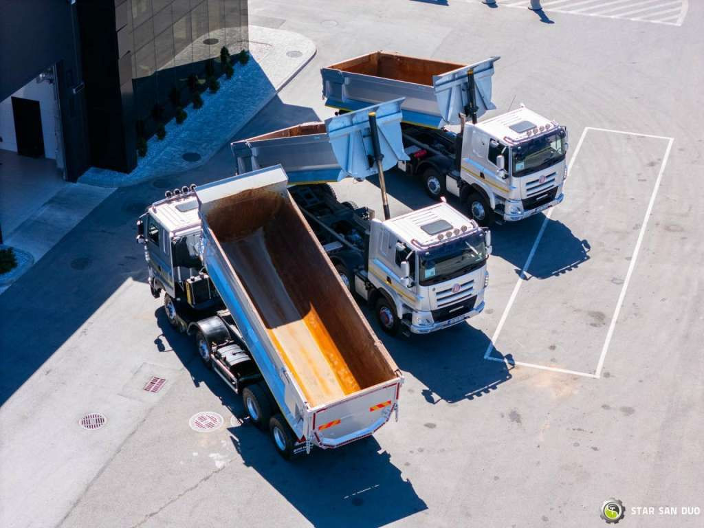 Tatra PHOENIX 8x8 Euro 6 Tipper Several Pieces ! - Camion benne: photos 5 Tatra PHOENIX 8x8 Euro 6 Tipper Several Pieces ! - Camion benne: photos 5