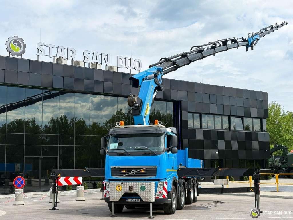 Volvo FH 500 8x4 Palfinger PK 92002 SH Fly Jib Winch - Camion grue: photos 1 Volvo FH 500 8x4 Palfinger PK 92002 SH Fly Jib Winch - Camion grue: photos 1