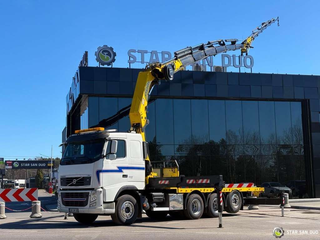 Volvo FH 520 8x4 HMF ODIN K6 EURO 5 FLY JIB Crane - Camion grue: photos 1 Volvo FH 520 8x4 HMF ODIN K6 EURO 5 FLY JIB Crane - Camion grue: photos 1