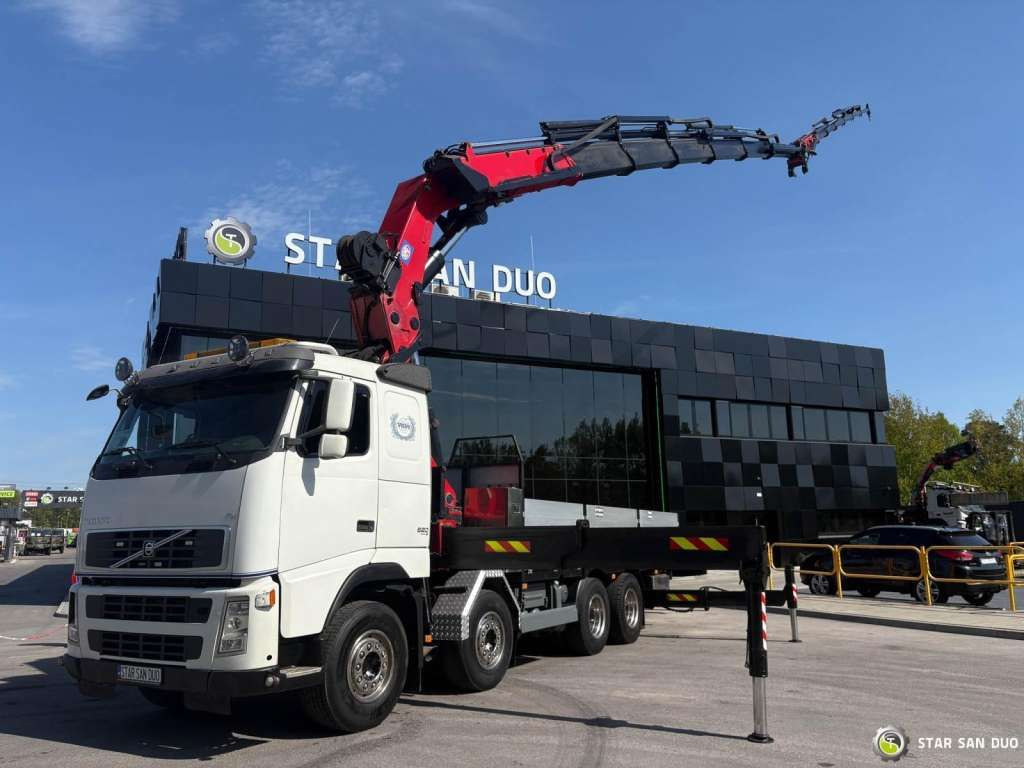 Volvo FH 520 8x4 HMF THOR K6 Fly Jib Euro 4 Winch - Camion grue: photos 3 Volvo FH 520 8x4 HMF THOR K6 Fly Jib Euro 4 Winch - Camion grue: photos 3