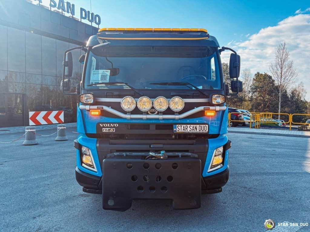 Volvo FMX 410 6x2 PALFINGER PK 18002 Crane 340 Hours - Camion benne: photos 3 Volvo FMX 410 6x2 PALFINGER PK 18002 Crane 340 Hours - Camion benne: photos 3