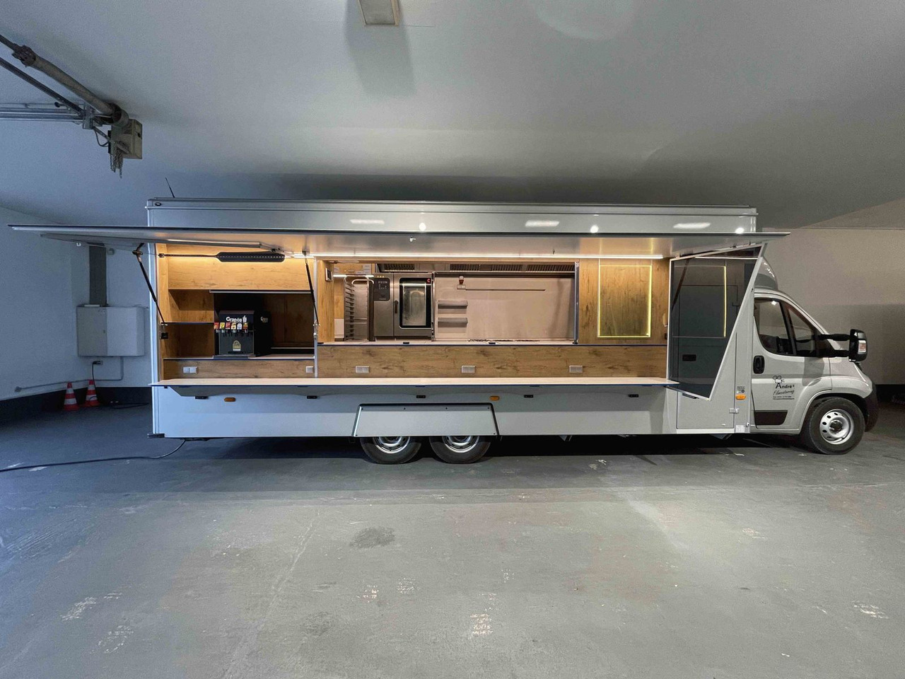 Fiat Ducato - Camion magasin: photos 2 Fiat Ducato - Camion magasin: photos 2