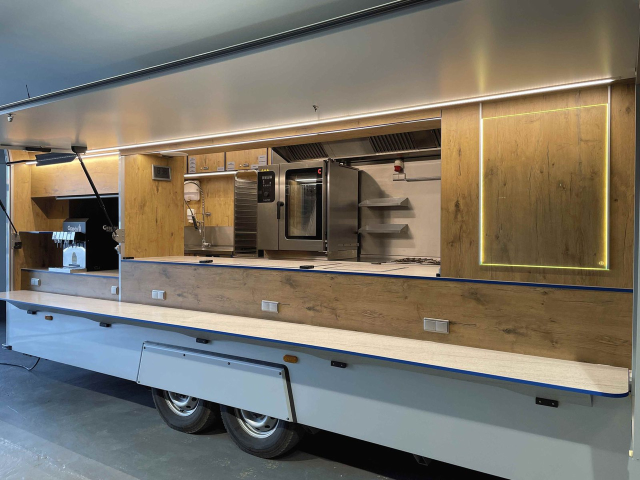 Fiat Ducato - Camion magasin: photos 4 Fiat Ducato - Camion magasin: photos 4