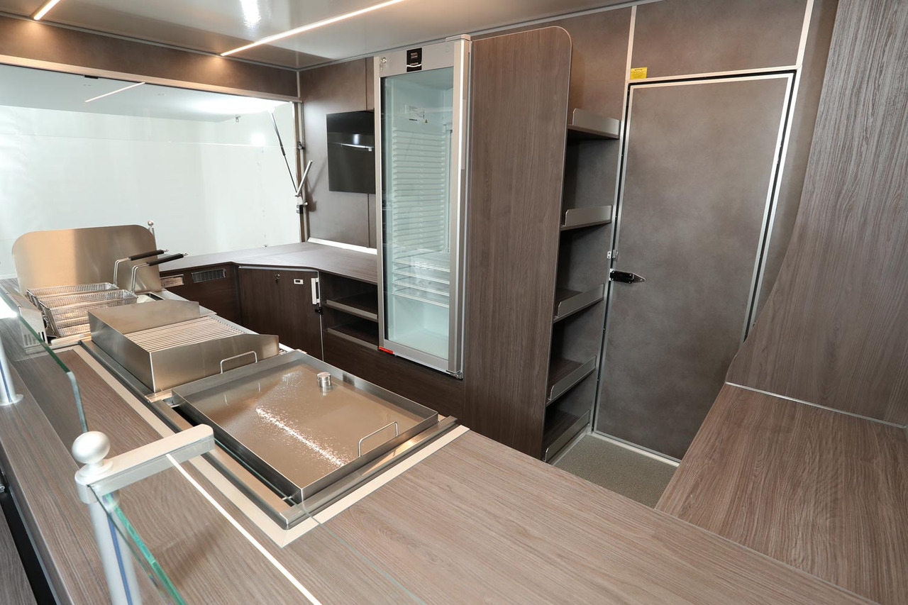 Mobil BORCO HÖHNS - Camion magasin: photos 4 Mobil BORCO HÖHNS - Camion magasin: photos 4