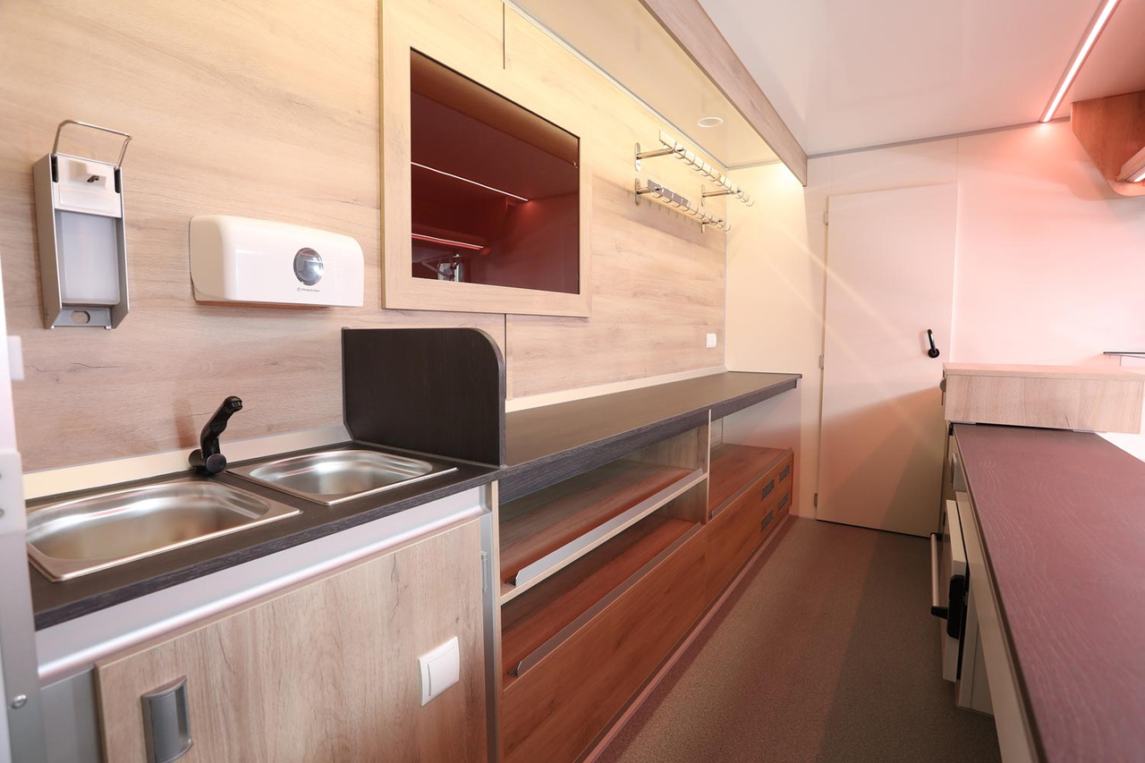 Mobil BORCO HÖHNS - Camion magasin: photos 4 Mobil BORCO HÖHNS - Camion magasin: photos 4