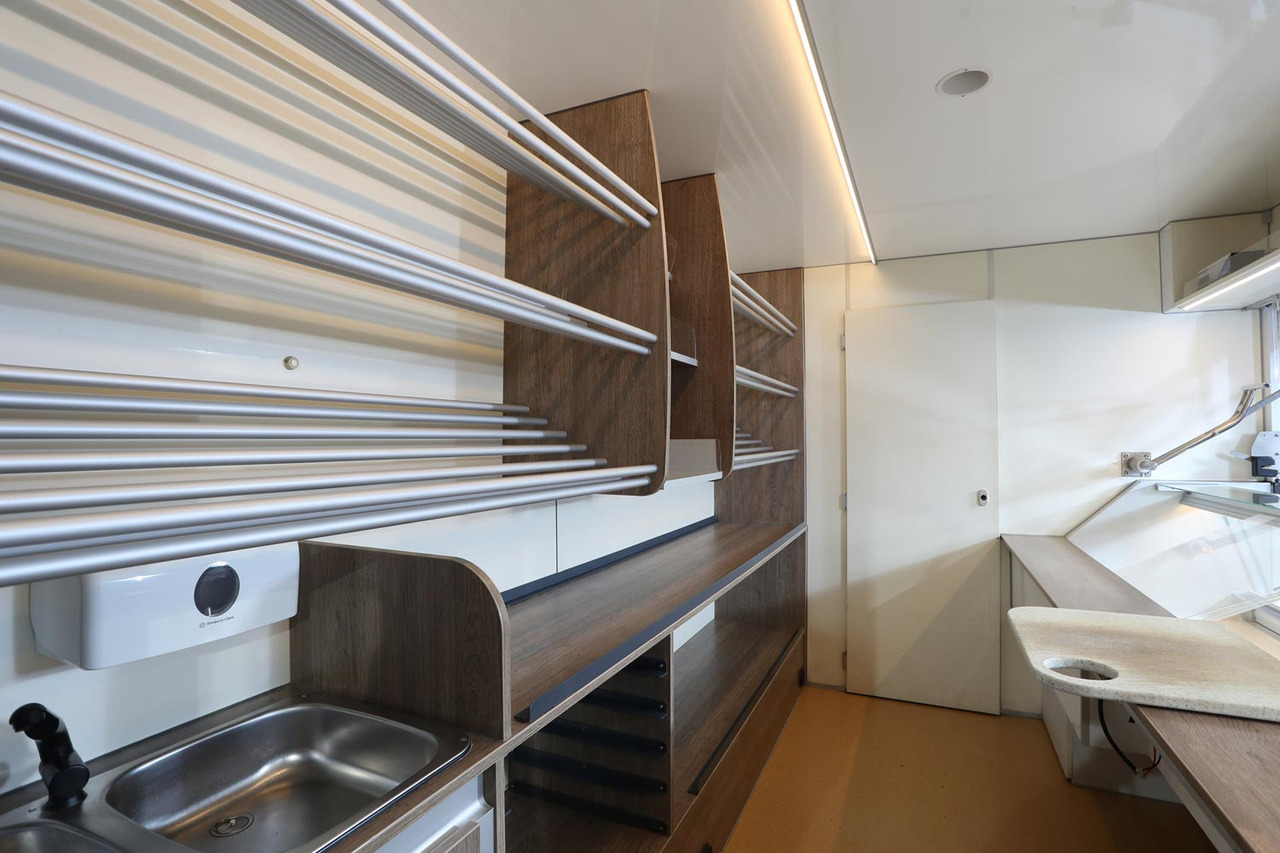 Tourenmobil BORCO HÖHNS - Camion magasin: photos 2 Tourenmobil BORCO HÖHNS - Camion magasin: photos 2