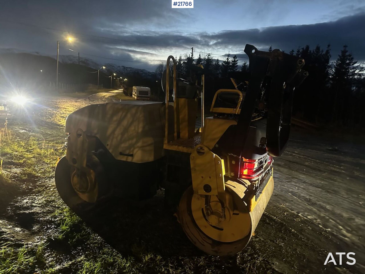 CAT Vals - Rouleau compresseur: photos 4 CAT Vals - Rouleau compresseur: photos 4