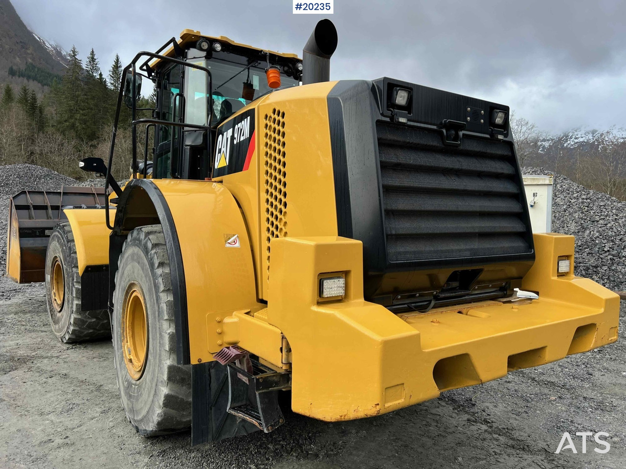 Caterpillar 972M - Chargeuse sur pneus: photos 2 Caterpillar 972M - Chargeuse sur pneus: photos 2