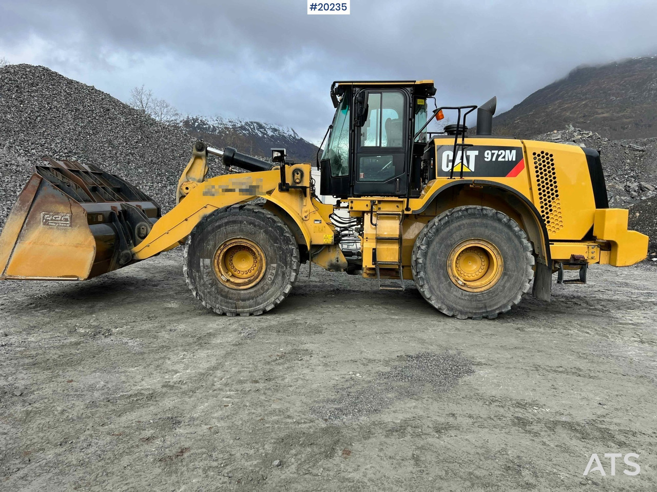 Caterpillar 972M - Chargeuse sur pneus: photos 5 Caterpillar 972M - Chargeuse sur pneus: photos 5