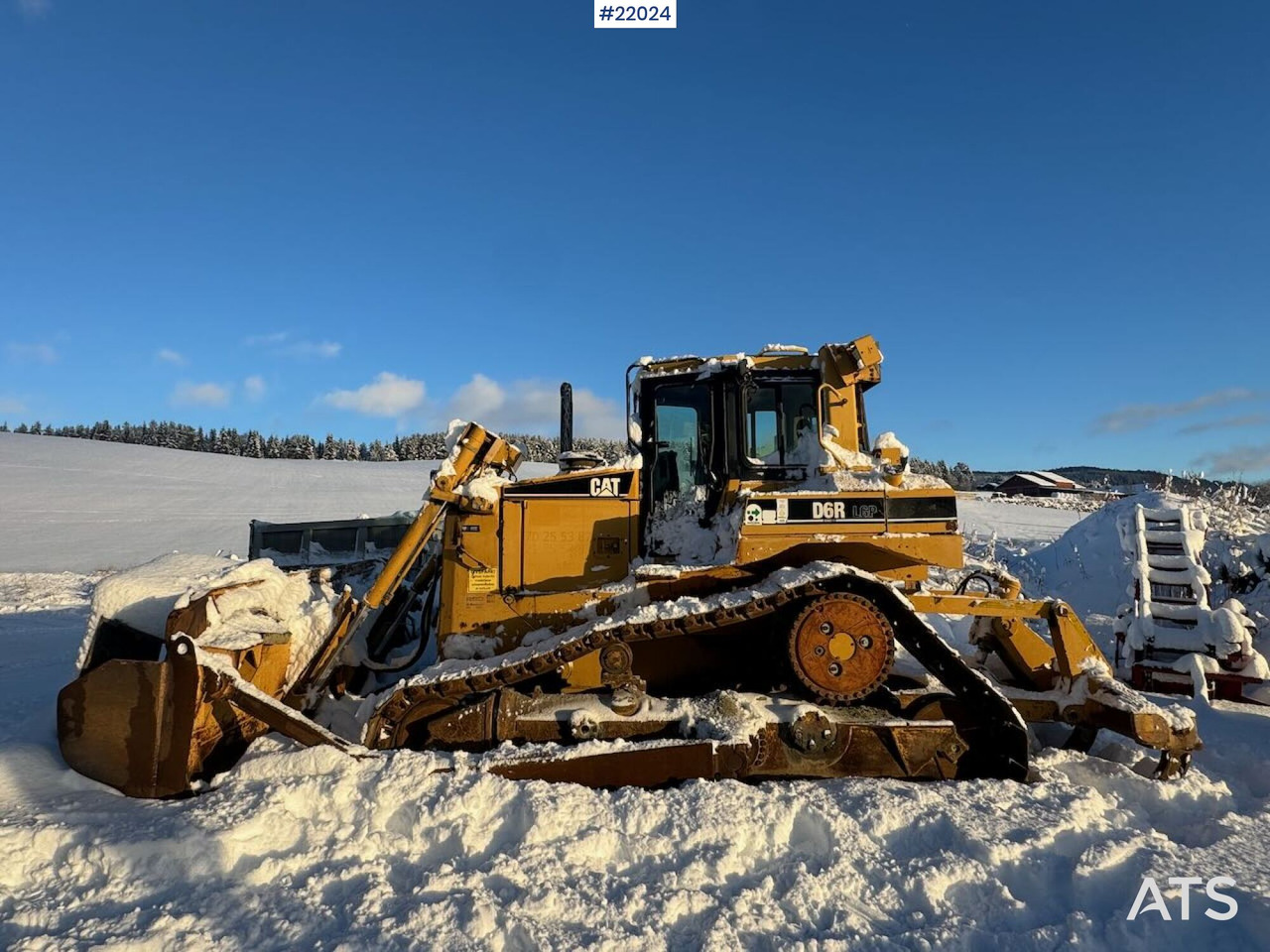 Caterpillar D6R Dozer m/ ripper - Bulldozer: photos 3 Caterpillar D6R Dozer m/ ripper - Bulldozer: photos 3