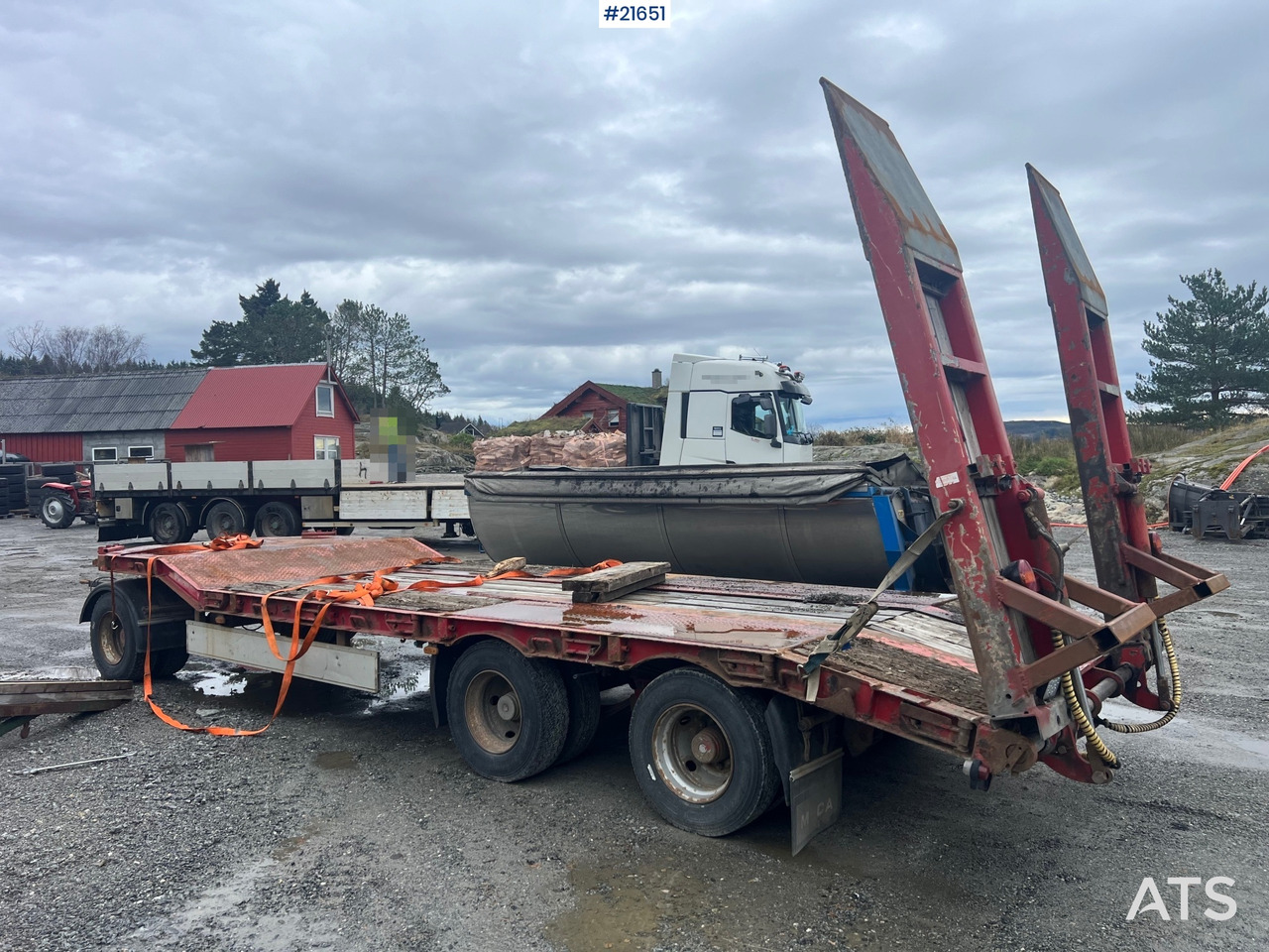 Damm 3 akslet maskinhenger m/ hydrauliske kjørebroer - Remorque porte-voitures: photos 1 Damm 3 akslet maskinhenger m/ hydrauliske kjørebroer - Remorque porte-voitures: photos 1