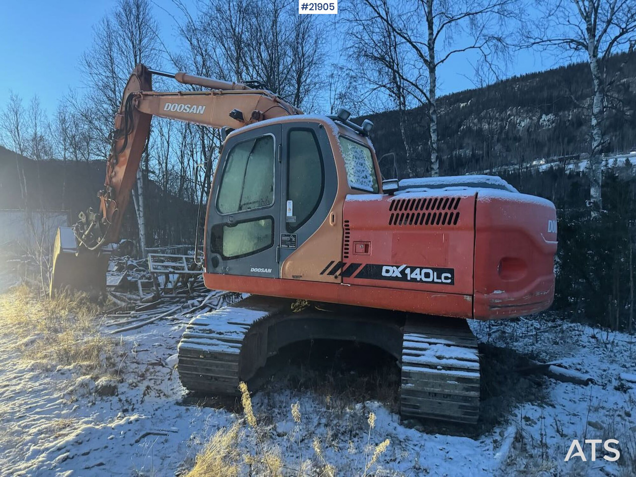 Doosan DX140LC Beltegraver m/ Engcon tilt og 2 skuffer. Nye belter. - Pelle sur chenille: photos 4 Doosan DX140LC Beltegraver m/ Engcon tilt og 2 skuffer. Nye belter. - Pelle sur chenille: photos 4
