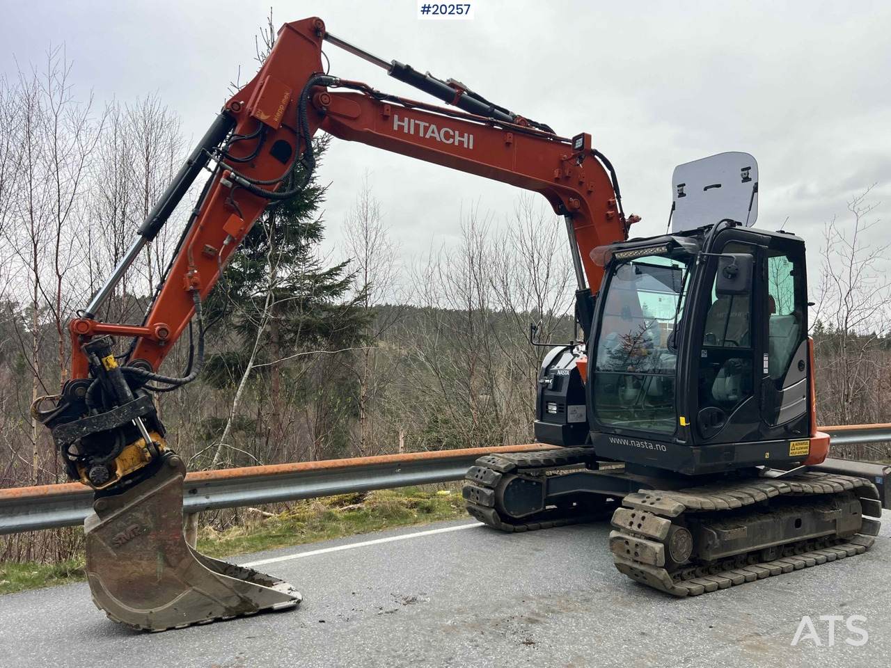 Hitachi ZX85 US-6 - Pelle: photos 2 Hitachi ZX85 US-6 - Pelle: photos 2