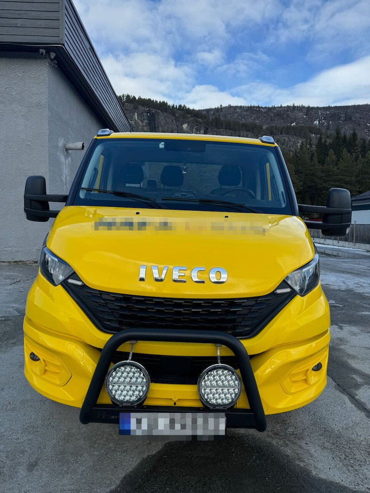 Iveco 70C18 - Remorqueuse: photos 2 Iveco 70C18 - Remorqueuse: photos 2
