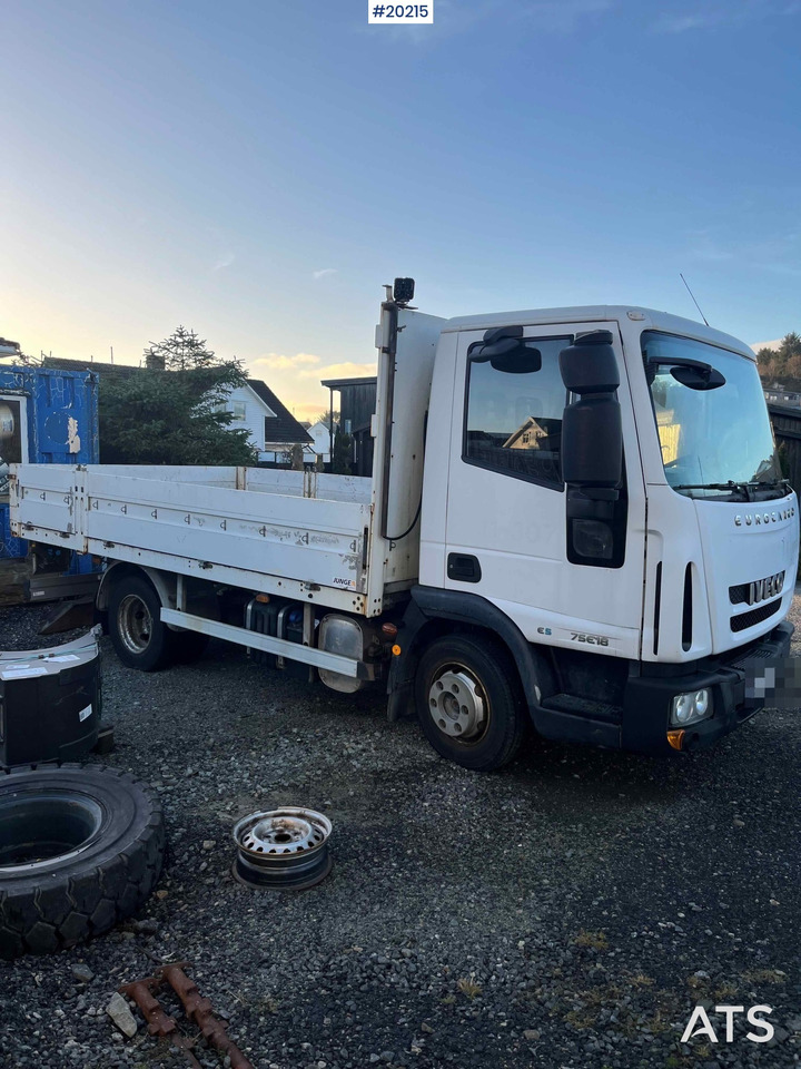 Iveco EUROCARGO 4x2 Planbil - Camion plateau: photos 3 Iveco EUROCARGO 4x2 Planbil - Camion plateau: photos 3