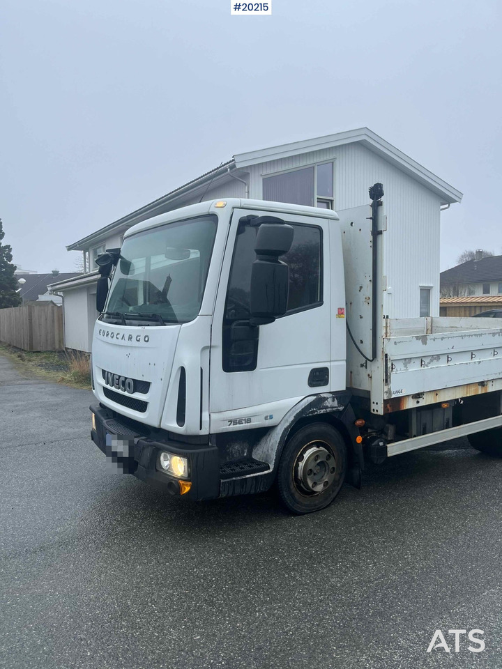 Iveco EUROCARGO - Camion plateau: photos 2 Iveco EUROCARGO - Camion plateau: photos 2