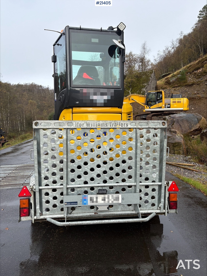 Komatsu PC24 MR-5 gravemaskin m/ pusseskuffe, rototilt, smalskuffe, graveskuffe og klype - Mini pelle: photos 2 Komatsu PC24 MR-5 gravemaskin m/ pusseskuffe, rototilt, smalskuffe, graveskuffe og klype - Mini pelle: photos 2