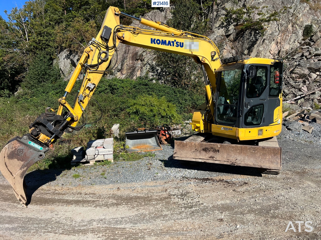 Komatsu PC78US - Pelle sur chenille: photos 2 Komatsu PC78US - Pelle sur chenille: photos 2