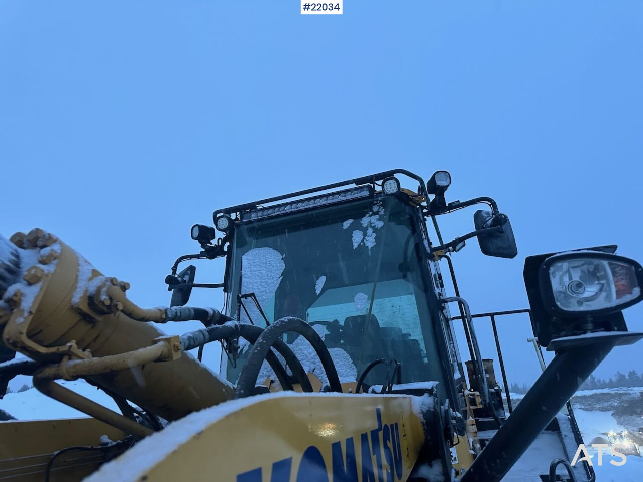 Chargeuse sur pneus Komatsu WA380-7 hjullaster m/ skuffe, vekt, sommer- og vinterdekk. SE VIDEO: photos 11