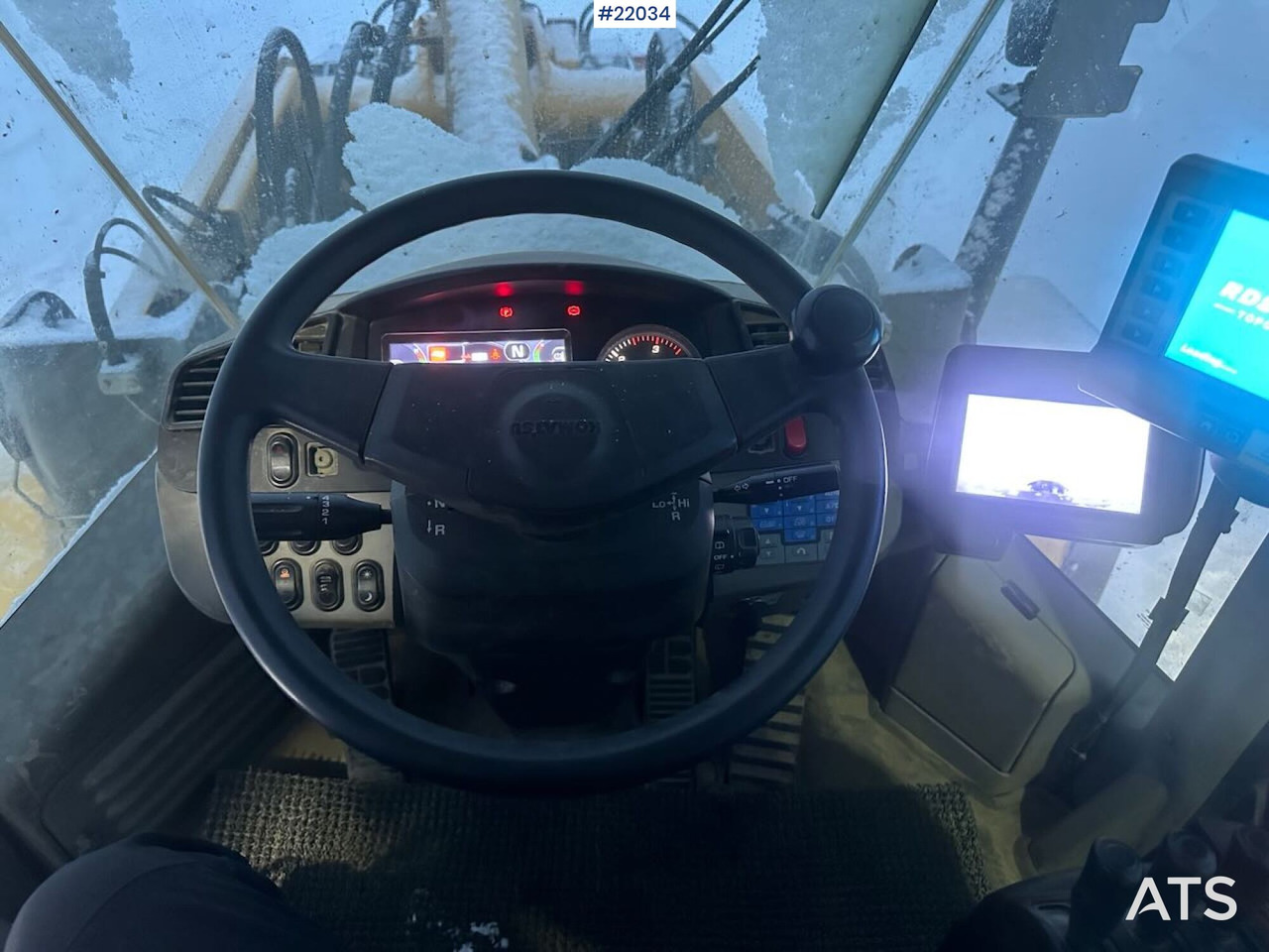 Chargeuse sur pneus Komatsu WA380-7 hjullaster m/ skuffe, vekt, sommer- og vinterdekk. SE VIDEO: photos 20