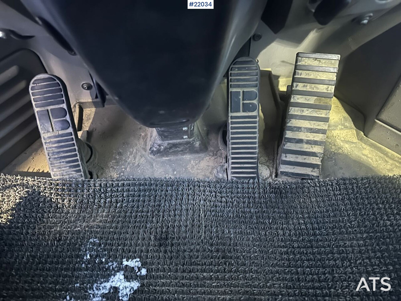 Chargeuse sur pneus Komatsu WA380-7 hjullaster m/ skuffe, vekt, sommer- og vinterdekk. SE VIDEO: photos 21