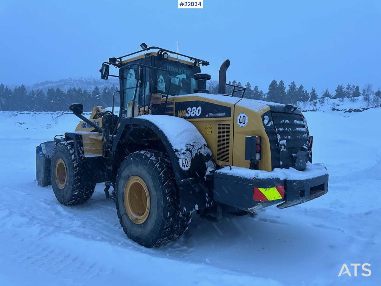 Chargeuse sur pneus Komatsu WA380-7 hjullaster m/ skuffe, vekt, sommer- og vinterdekk. SE VIDEO: photos 6