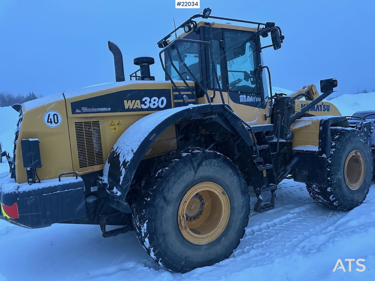 Komatsu WA380-7 hjullaster m/ skuffe, vekt, sommer- og vinterdekk. SE VIDEO - Chargeuse sur pneus: photos 3 Komatsu WA380-7 hjullaster m/ skuffe, vekt, sommer- og vinterdekk. SE VIDEO - Chargeuse sur pneus: photos 3