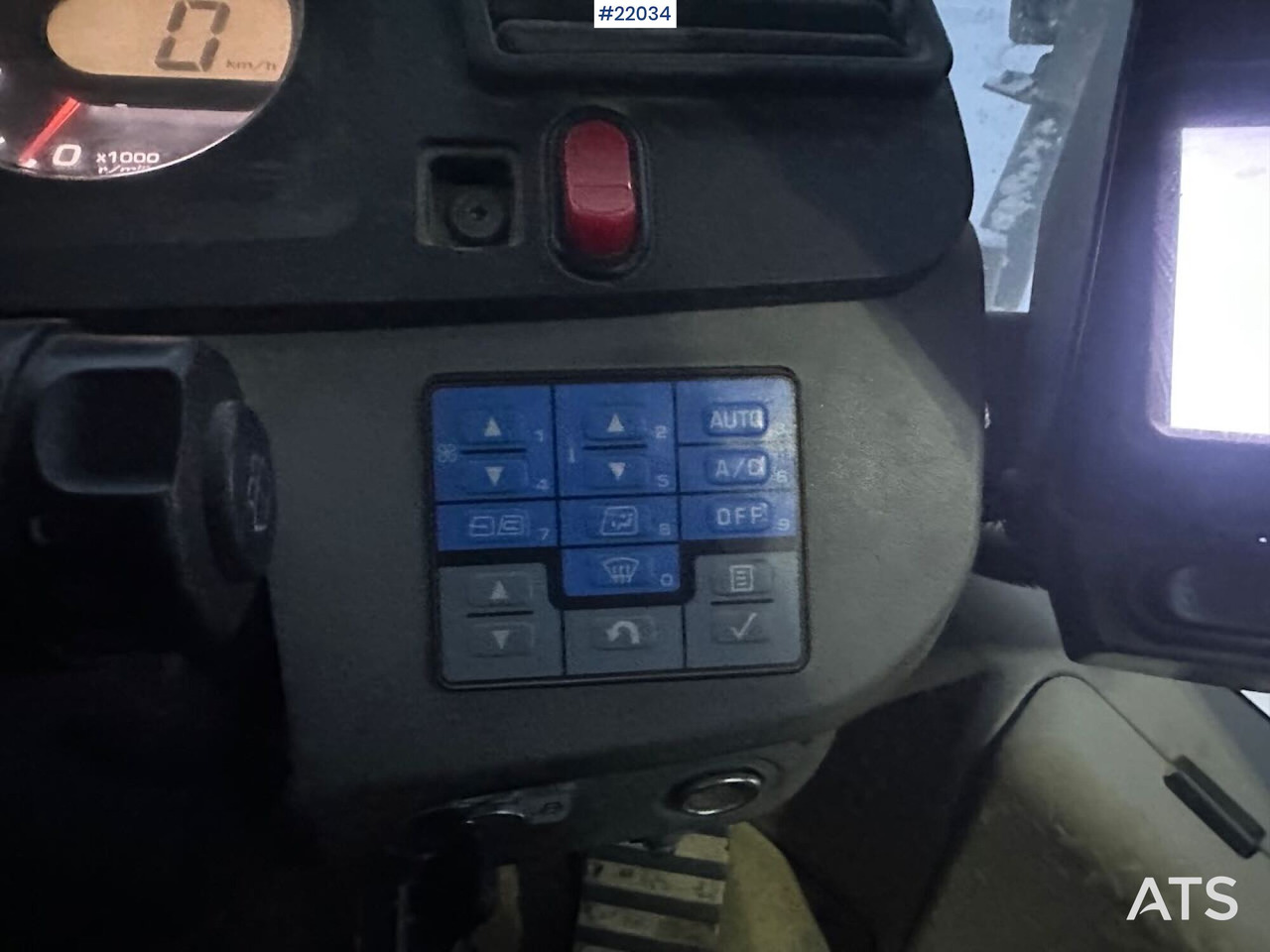 Chargeuse sur pneus Komatsu WA380-7 hjullaster m/ skuffe, vekt, sommer- og vinterdekk. SE VIDEO: photos 19