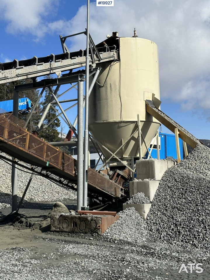 Lagersilo m/ mater - Concasseur: photos 2 Lagersilo m/ mater - Concasseur: photos 2