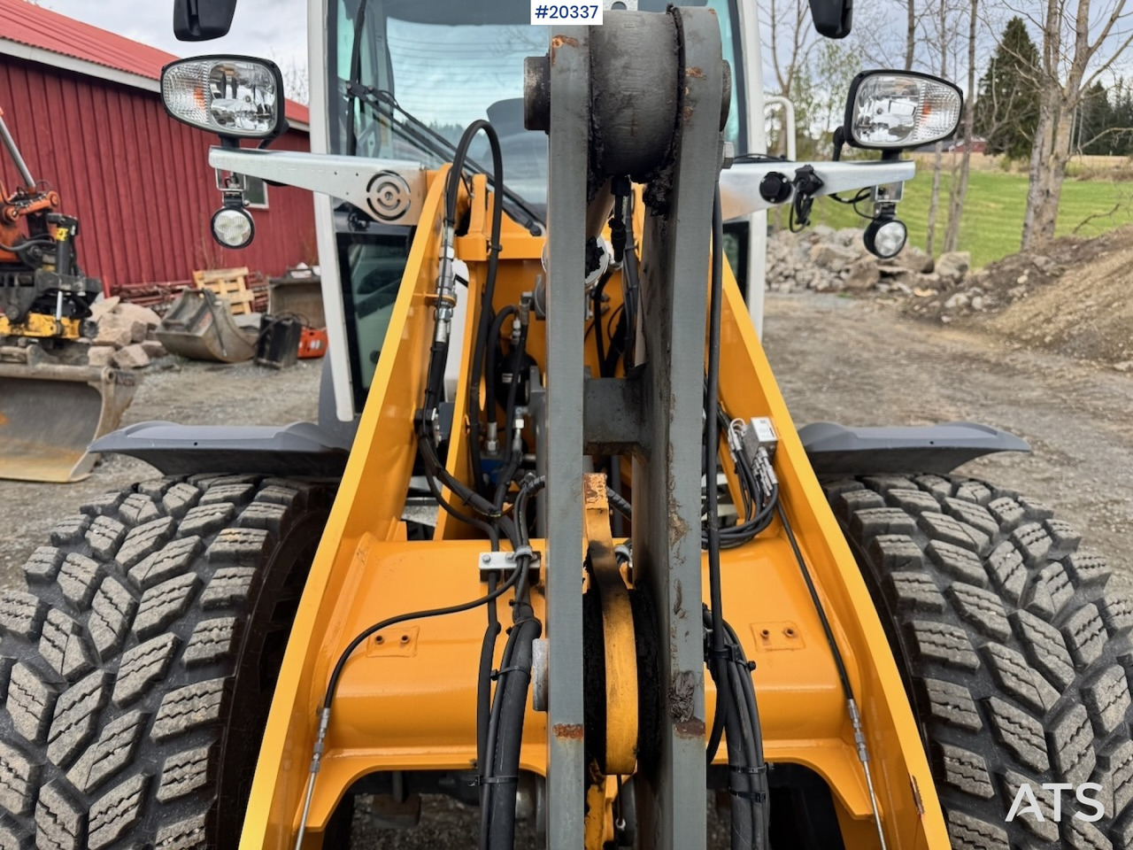 Chargeuse sur pneus Liebherr L506C: photos 19 Chargeuse sur pneus Liebherr L506C: photos 19