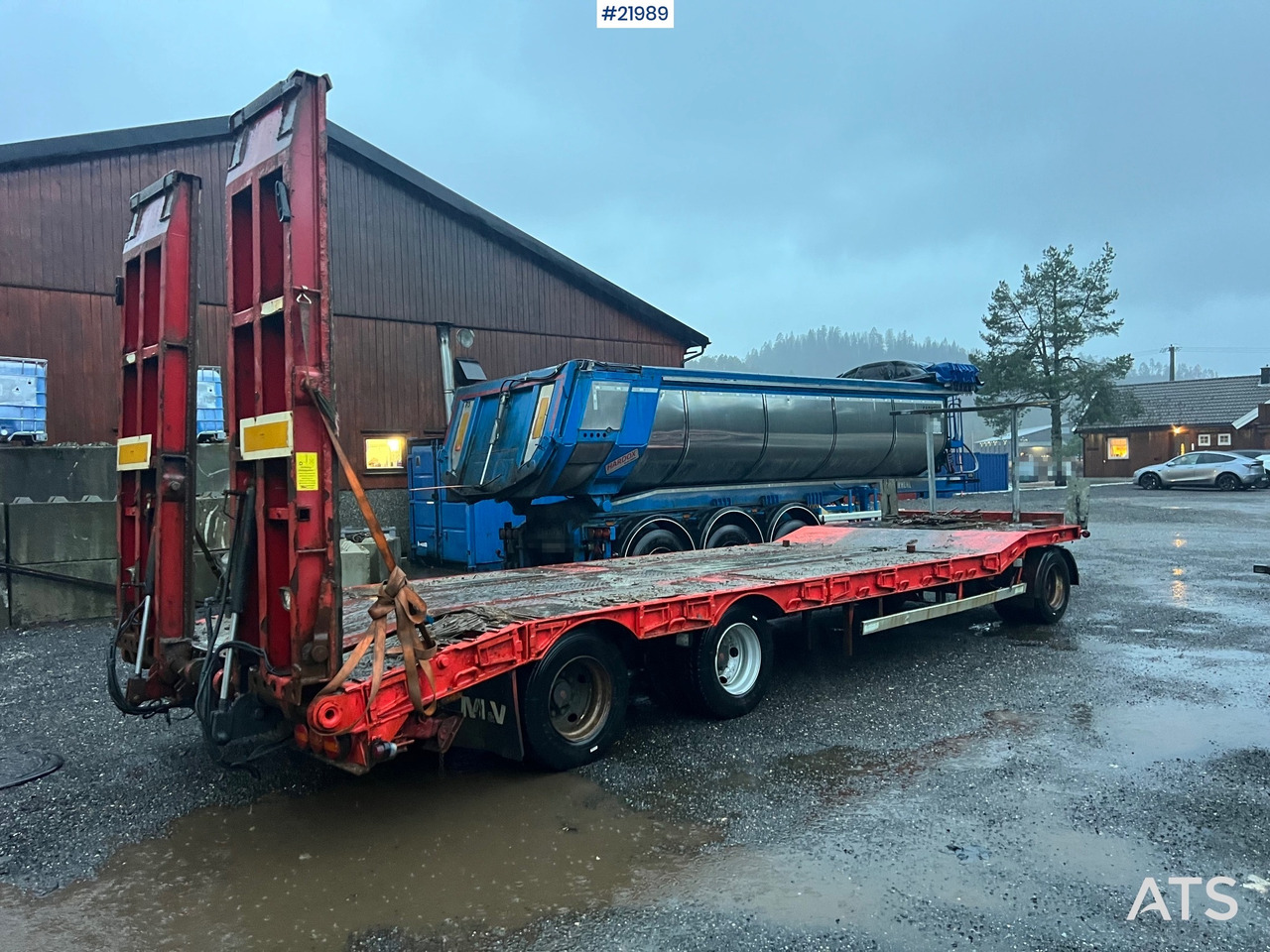 M&V 2008 M&V 3 akslet maskinhenger rep.objekt m/ hydraulisk kjørebroer - Remorque porte-engin surbaissée: photos 4 M&V 2008 M&V 3 akslet maskinhenger rep.objekt m/ hydraulisk kjørebroer - Remorque porte-engin surbaissée: photos 4