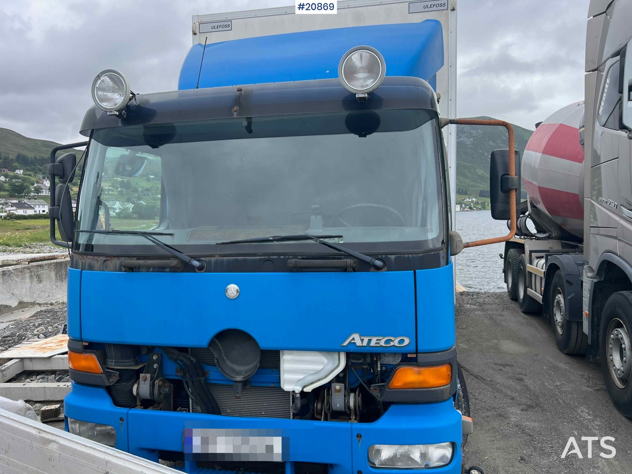 Mercedes 1523 4x2 skapbil m/ full sideåpning og lift Rep.objekt - Camion fourgon: photos 2 Mercedes 1523 4x2 skapbil m/ full sideåpning og lift Rep.objekt - Camion fourgon: photos 2