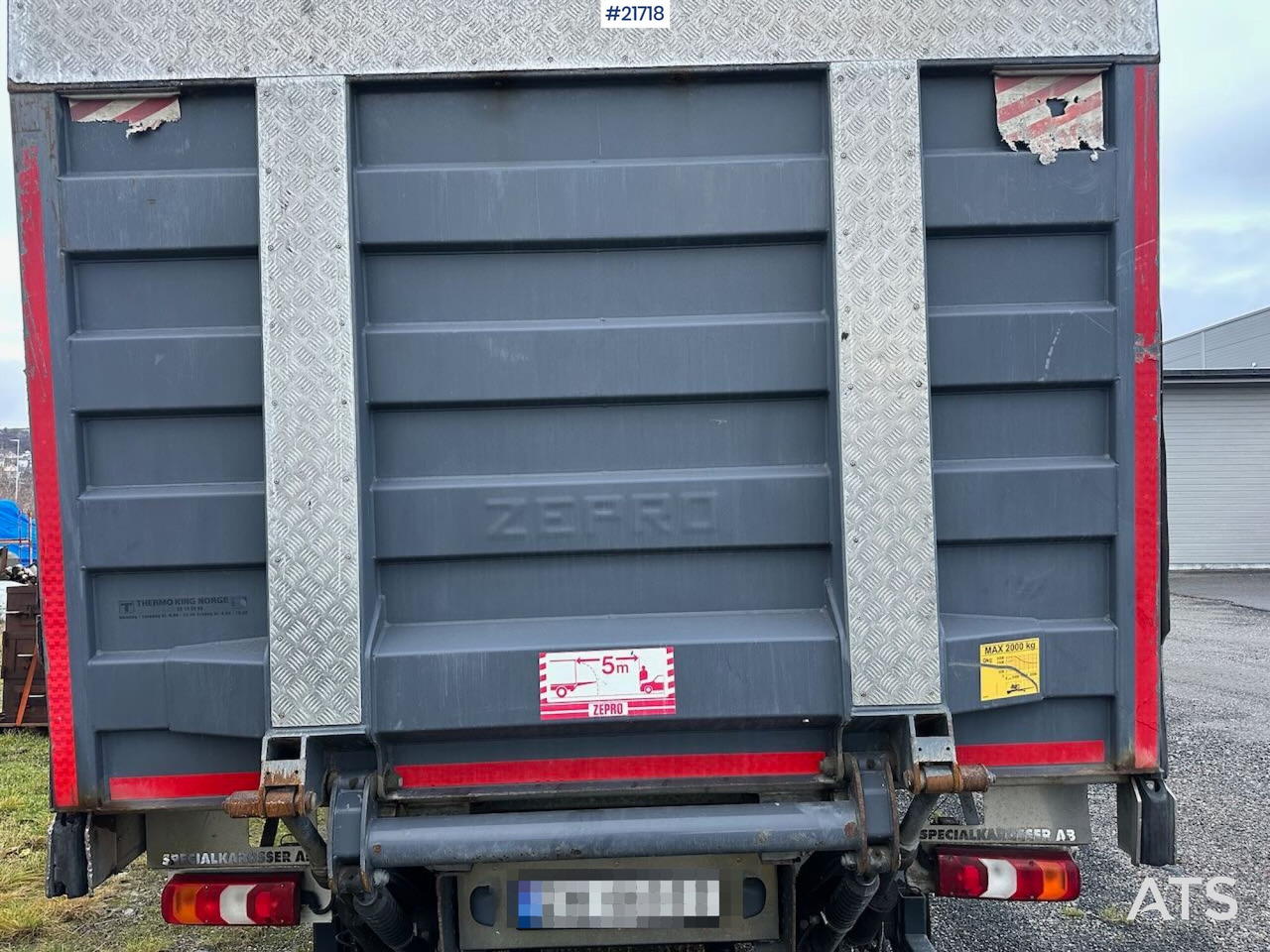 Crédit-bail Mercedes Actros 1835 skapbil m/ Full sideåpning, aggregat, lift og 2 sett dekk Mercedes Actros 1835 skapbil m/ Full sideåpning, aggregat, lift og 2 sett dekk: photos 6 Crédit-bail Mercedes Actros 1835 skapbil m/ Full sideåpning, aggregat, lift og 2 sett dekk Mercedes Actros 1835 skapbil m/ Full sideåpning, aggregat, lift og 2 sett dekk: photos 6