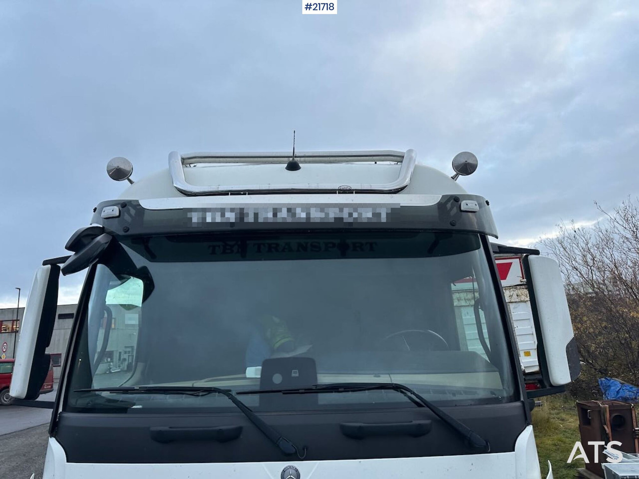 Crédit-bail Mercedes Actros 1835 skapbil m/ Full sideåpning, aggregat, lift og 2 sett dekk Mercedes Actros 1835 skapbil m/ Full sideåpning, aggregat, lift og 2 sett dekk: photos 14 Crédit-bail Mercedes Actros 1835 skapbil m/ Full sideåpning, aggregat, lift og 2 sett dekk Mercedes Actros 1835 skapbil m/ Full sideåpning, aggregat, lift og 2 sett dekk: photos 14