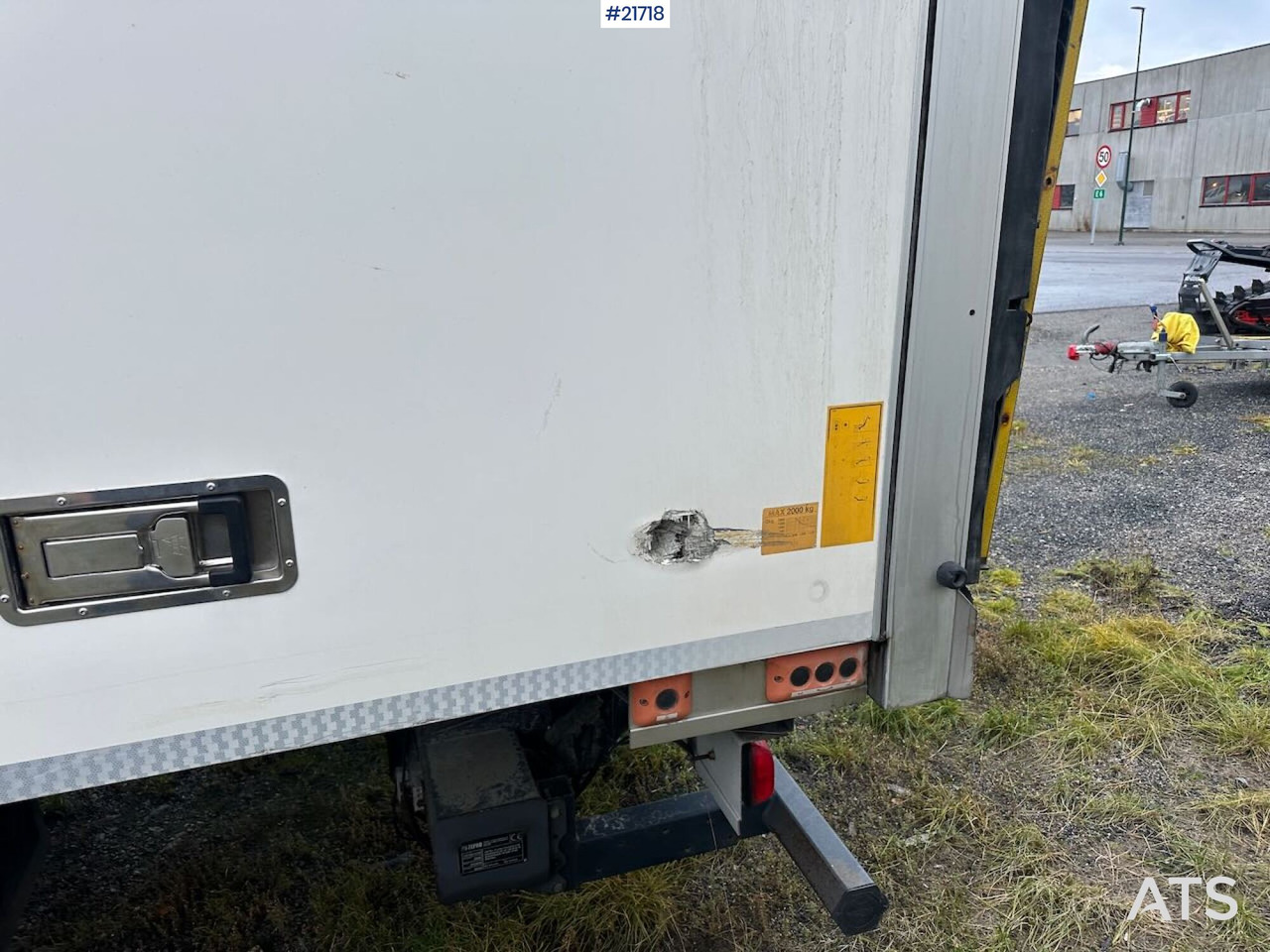 Crédit-bail Mercedes Actros 1835 skapbil m/ Full sideåpning, aggregat, lift og 2 sett dekk Mercedes Actros 1835 skapbil m/ Full sideåpning, aggregat, lift og 2 sett dekk: photos 48 Crédit-bail Mercedes Actros 1835 skapbil m/ Full sideåpning, aggregat, lift og 2 sett dekk Mercedes Actros 1835 skapbil m/ Full sideåpning, aggregat, lift og 2 sett dekk: photos 48