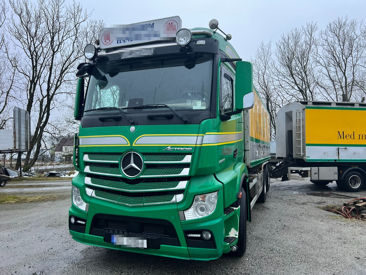 Mercedes Actros - Camion citerne: photos 4 Mercedes Actros - Camion citerne: photos 4