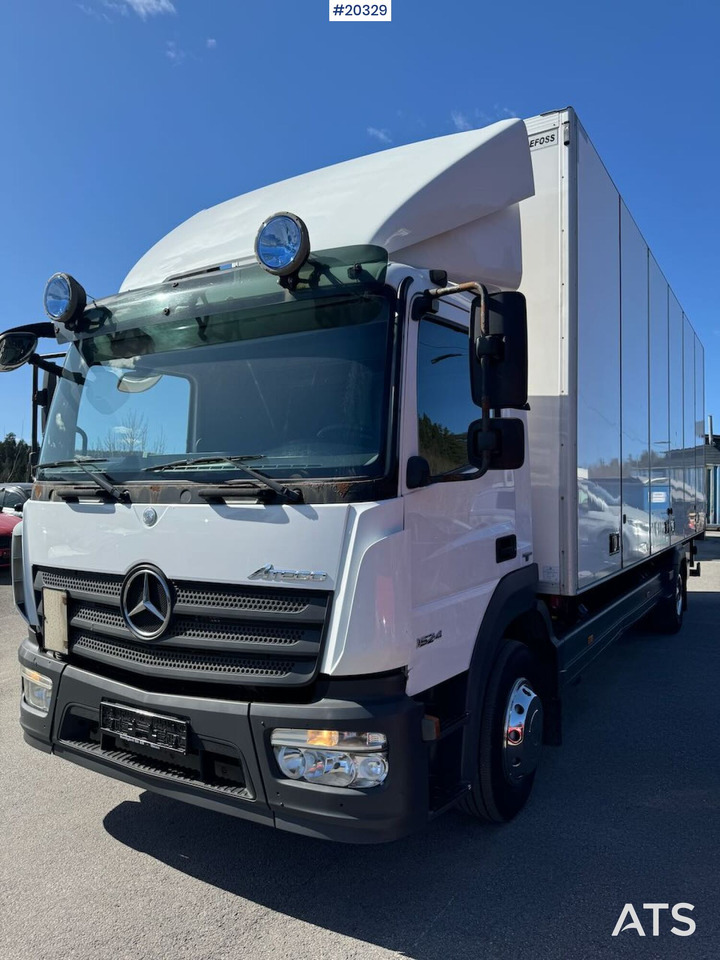 Camion fourgon Mercedes Atego 1524: photos 12