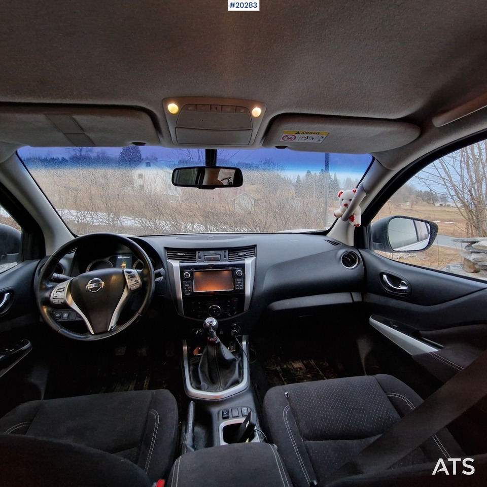 Pick-up Nissan navara: photos 6