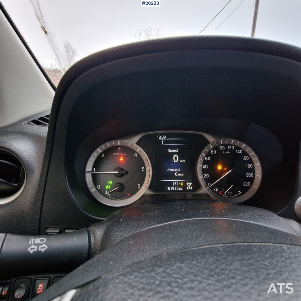 Pick-up Nissan navara: photos 8