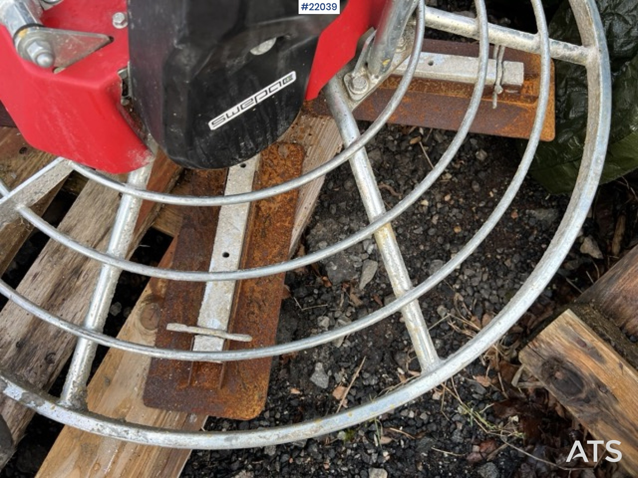 Truelle mécanique Swepac TR 950R: photos 10 Truelle mécanique Swepac TR 950R: photos 10