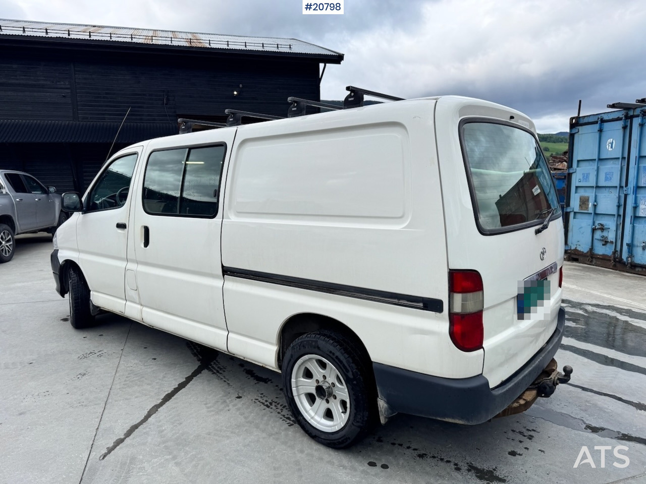 Toyota Hiace - Fourgon utilitaire: photos 3 Toyota Hiace - Fourgon utilitaire: photos 3